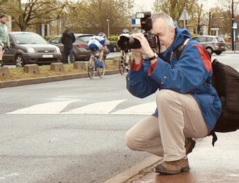 Gérard Briand, le photographe au grand cœur qui sublime le cyclisme